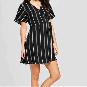 Short Sleeve V-Neck Wrap Dress